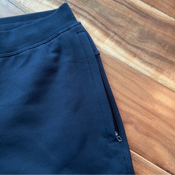 EUC lululemon black shorts - Picture 6 of 10